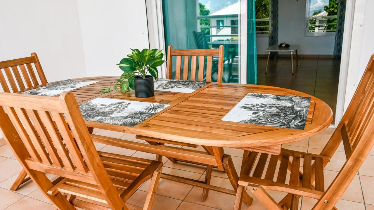 Charmant Appartement Aux Abymes Les Abymes Exterior photo