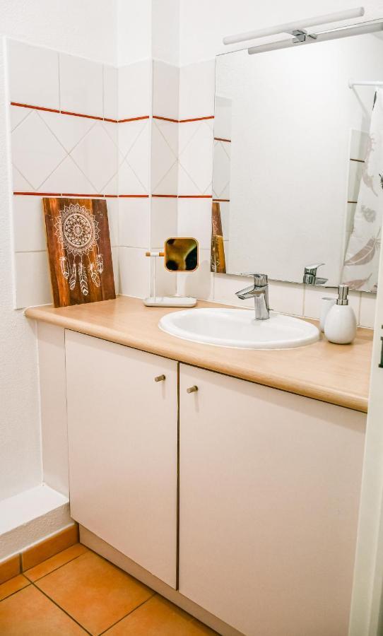 Charmant Appartement Aux Abymes Les Abymes Exterior photo